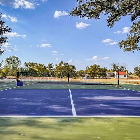 Container Home With Rooftop Views And Pickleball-Pecan Grove Bellmead Exterior foto