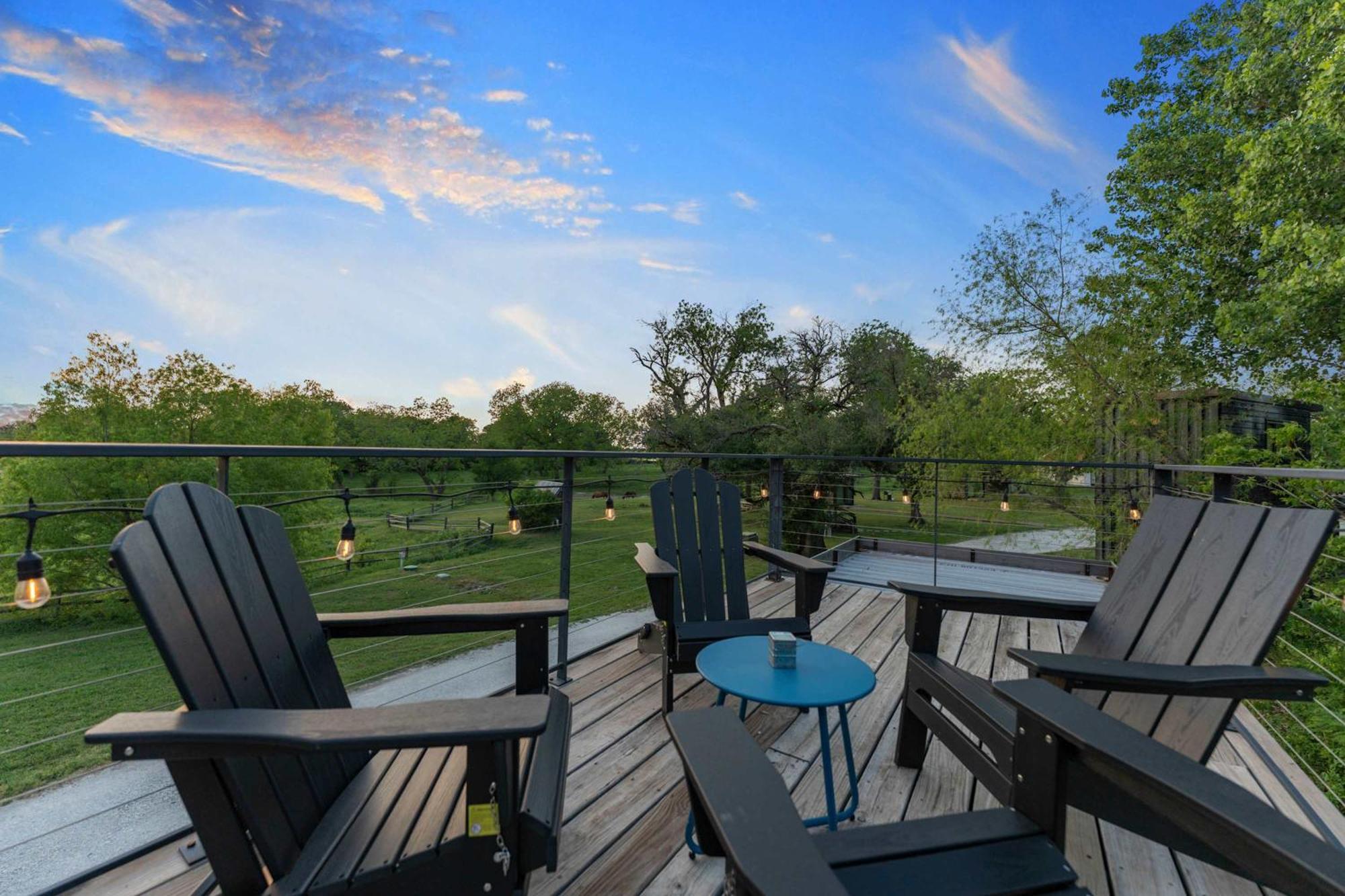 Container Home With Rooftop Views And Pickleball-Pecan Grove Bellmead Exterior foto